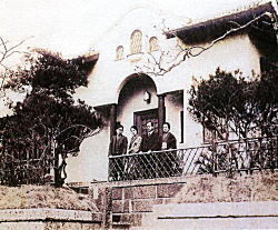 刑部人邸.jpg
