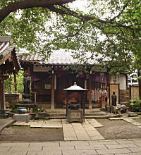新井薬師地蔵堂.jpg