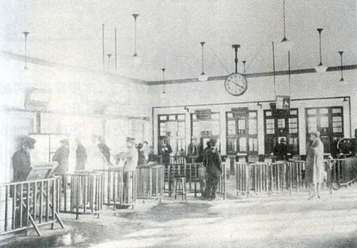 目白駅改札1929.jpg
