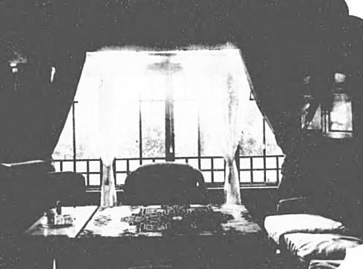 須藤邸応接室.jpg